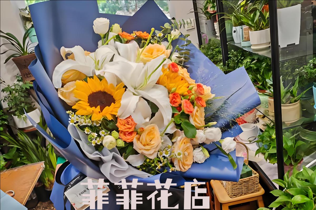 买玫瑰朵朵新鲜,代客户送花上门新老客户都满意